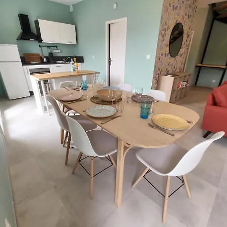 Colormix 3 Etoiles - 95M2 Plein Centre - Ensoleille Climatise Apartment Meze Exterior photo