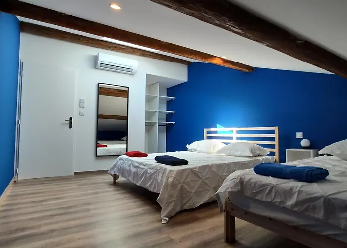 Colormix 3 Etoiles - 95M2 Plein Centre - Ensoleille Climatise
